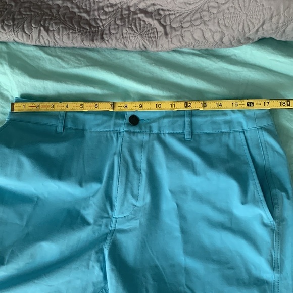 Faherty All Day Men's Athletic Shorts 9" inseam Blue Sz 34: Pre-Loved❤️ - Picture 8 of 8